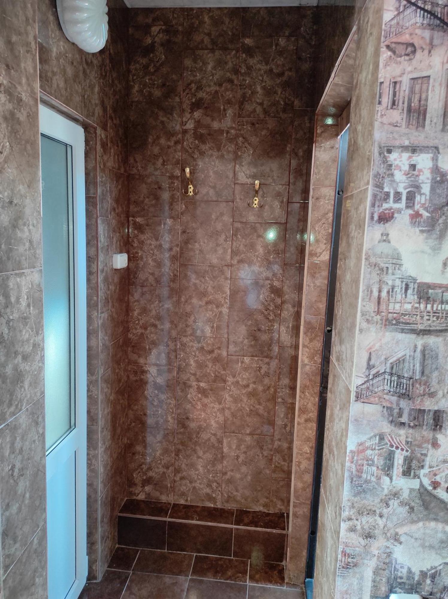 Гостевой Дом Ирина Hotel Sukhumi Exterior photo